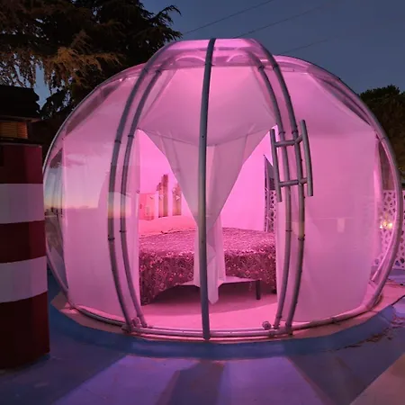 Bubble World Wild Love Accommodatie bij particulieren *